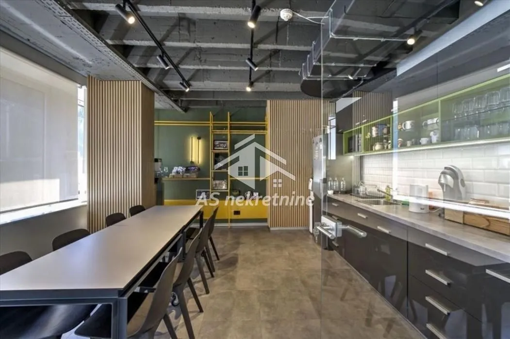 Rent, office space, 300m², Stari Grad, Beograd
