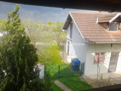 Prodaja, kuća, 220m², Bečmen, Surčin - image 18