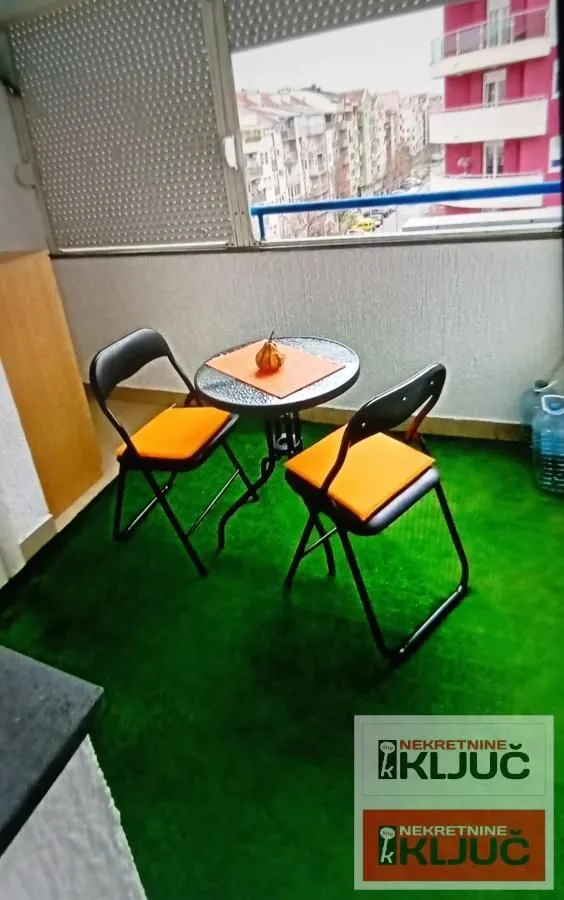 Izdavanje, garsonjera, 25m², Nova Detelinara, Novi Sad Sve Podlokacije