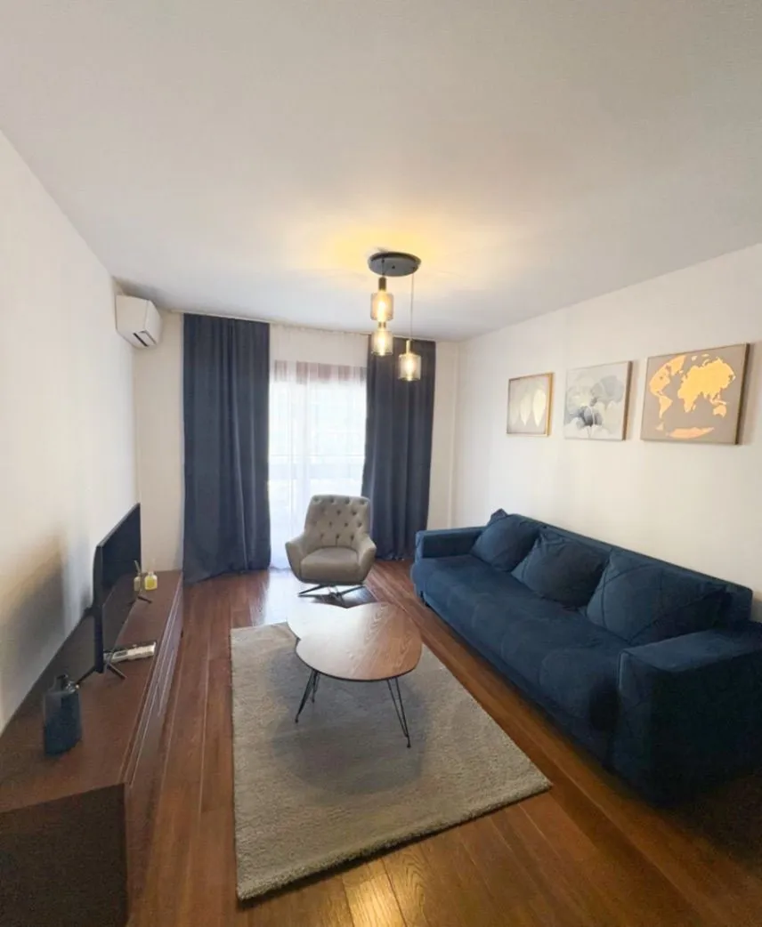 Izdavanje, jednosoban stan, 50m², Master Kvart, Podgorica