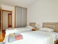 Izdavanje, dvosoban stan, 72m², Budva, Crna Gora - image 11