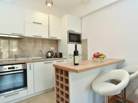 Prodaja, jednosoban stan, 44m², Budva, Crna Gora - image 9