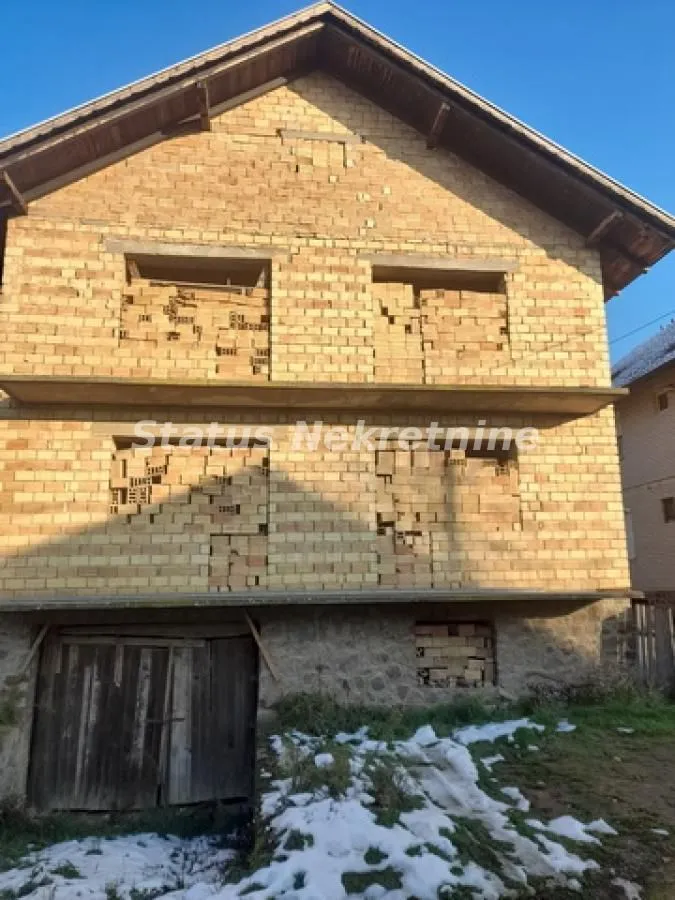 Prodaja, kuća, 250m², Futog, Novi Sad Sve Podlokacije
