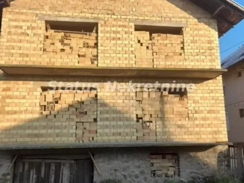 Sale, house, 250m², Futog, Novi Sad Sve Podlokacije