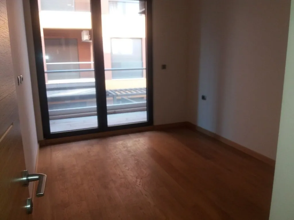 Rent, office space, 52m², Preko Morače, Podgorica