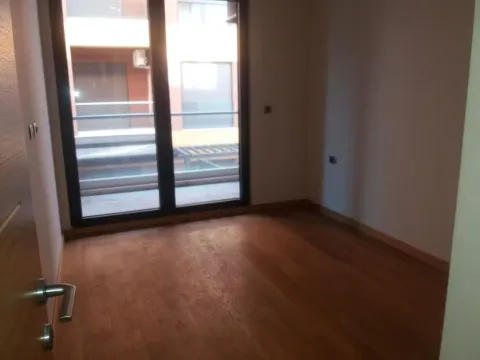 Rent, office space, 52m², Preko Morače, Podgorica - image 5