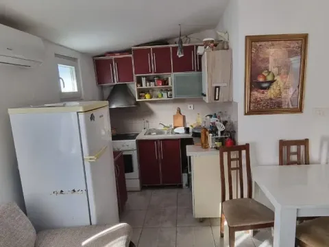 Prodaja, stan, 72m², Tivat, Crna Gora - image 3