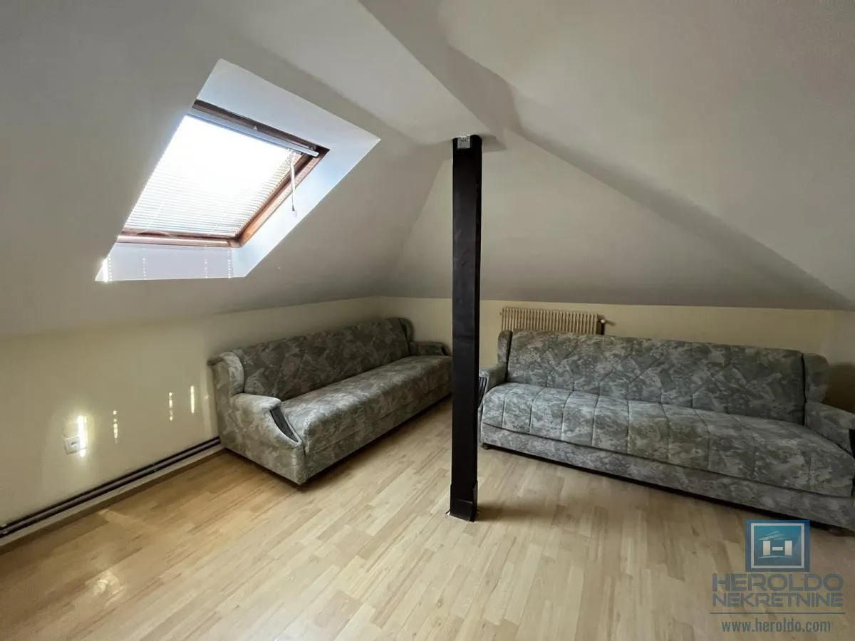 Prodaja, kuća, 400m², Centar, Jagodina