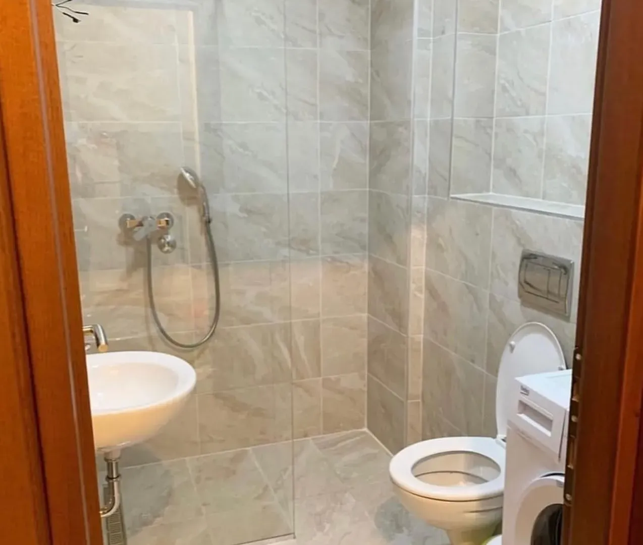 Rent, studio apartment, 31m², Ljubović, Podgorica