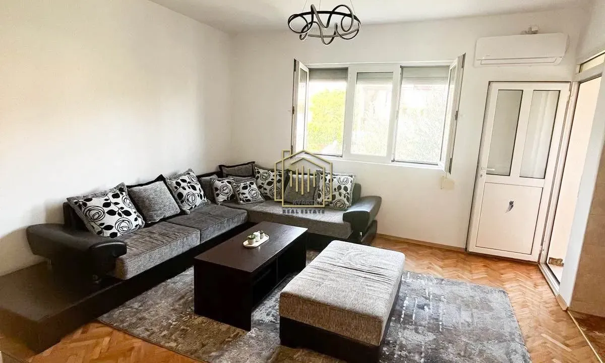 Izdavanje, dvosoban stan, 70m², Masline, Podgorica