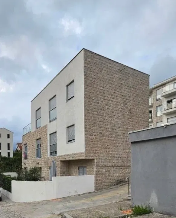 Sale, three bedroom apartment, 95m², Tivat, Crna Gora