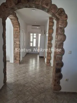 Prodaja, kuća, 270m², Rumenka, Novi Sad Sve Podlokacije - image 13