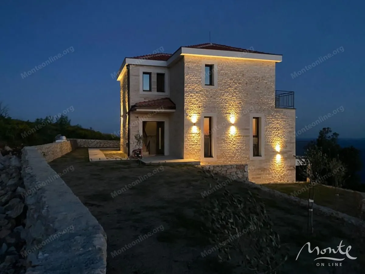 Prodaja, kuća, 203m², Reževići, Budva