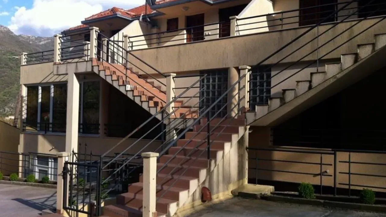 Prodaja, jednosoban stan, 72m², Kamenari, Herceg Novi