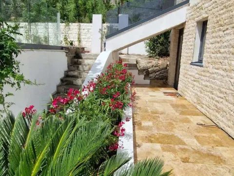 Prodaja, kuća, 300m², Budva, Crna Gora - image 3