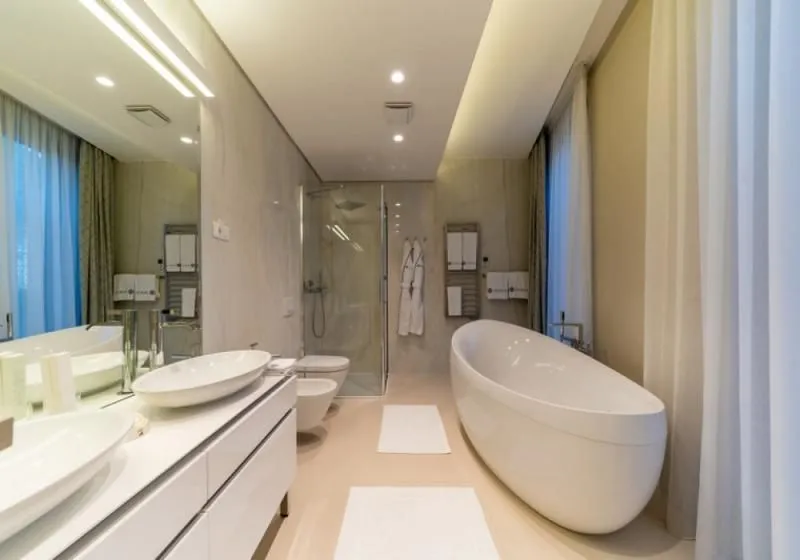 Sale, four bedroom apartment, 645m², Budva, Crna Gora