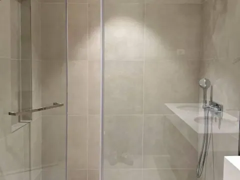 Sale, four bedroom apartment, 176m², Savski Venac, Beograd - image 15