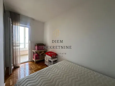 Prodaja, dvosoban stan, 69m², Centar, Bar - image 8