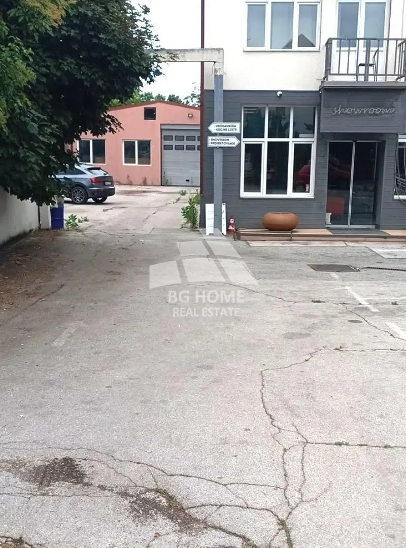 Rent, office space, 1400m², Zemun Centar, Zemun Sve Podlokacije