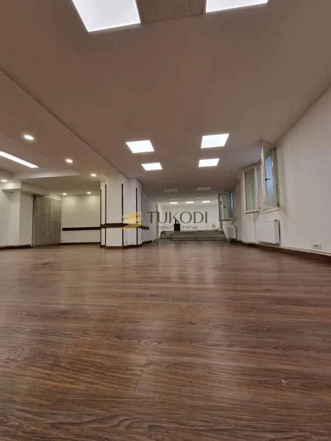 Sale, office space, 176m², Kosančićev Venac, Beograd