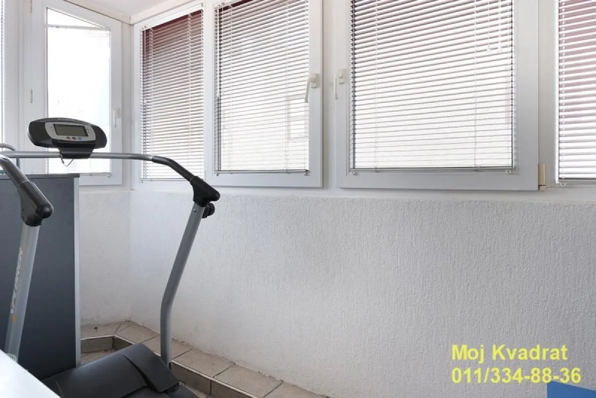 Prodaja, dvosoban stan, 54m², Kalenić Pijaca, Vračar Sve Podlokacije
