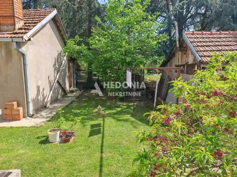 Sale, house, 317m², Sremčica, Beograd - image 19