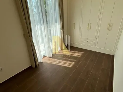 Izdavanje, četvorosoban stan, 116m², Novi Sad, Srbija - image 12