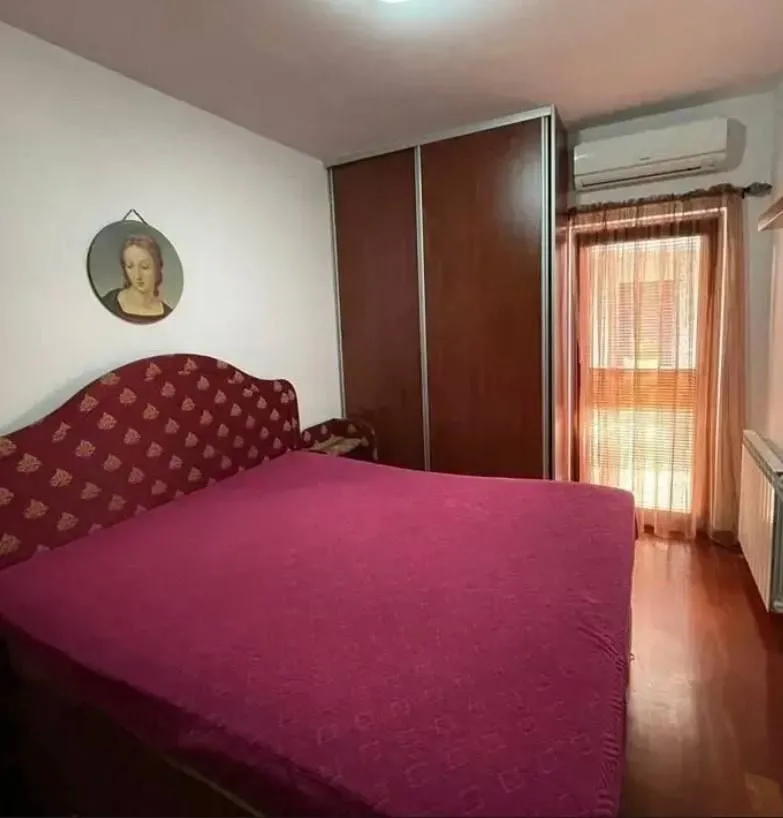 Rent, three bedroom apartment, 100m², Centar, Podgorica