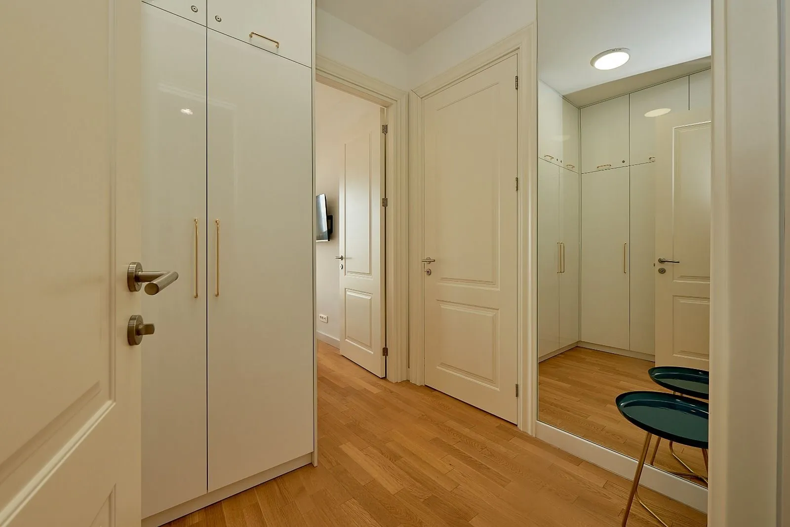 Prodaja, dvosoban stan, 67m², Bečići, Budva