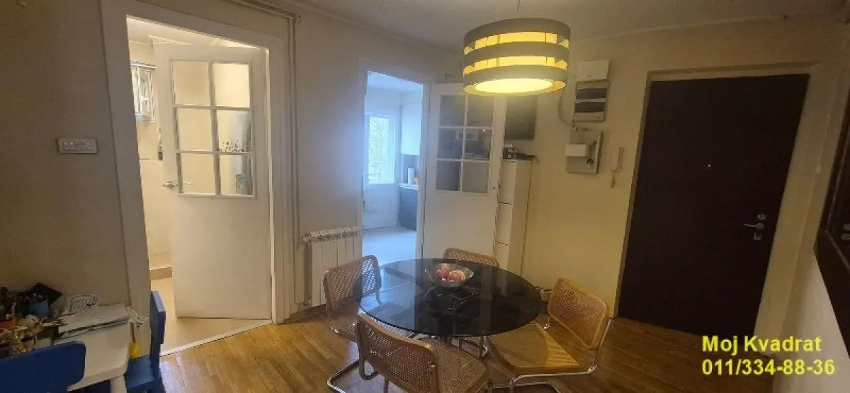 Prodaja, dvosoban stan, 74m², Kalenić Pijaca, Vračar Sve Podlokacije