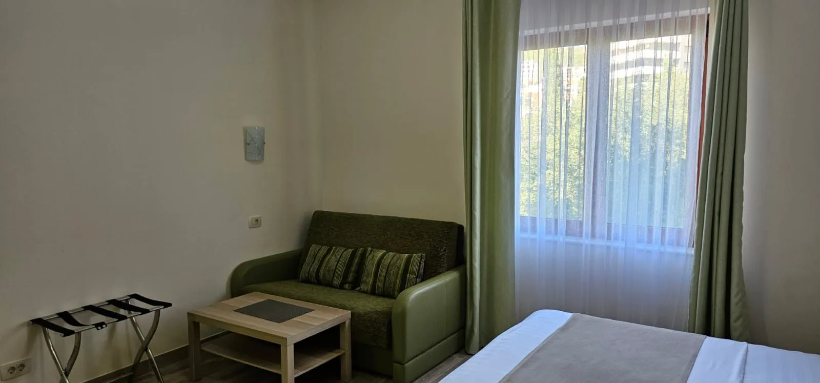 Sale, studio apartment, 30m², Bečići, Budva