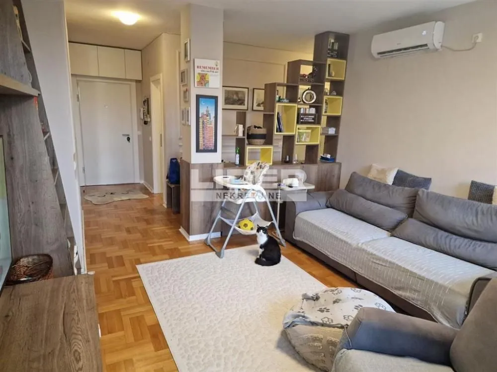 Sale, two bedroom apartment, 76m², Novi Beograd Blok 64, Novi Beograd Sve Podlokacije