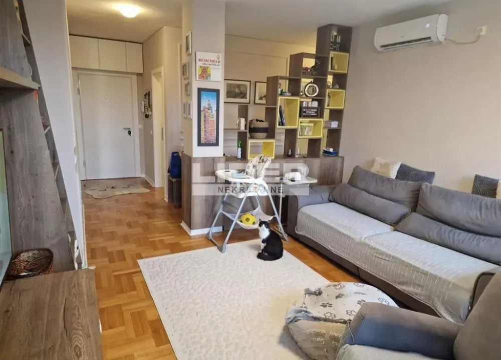 Prodaja, dvosoban stan, 76m², Novi Beograd Blok 64, Novi Beograd Sve Podlokacije