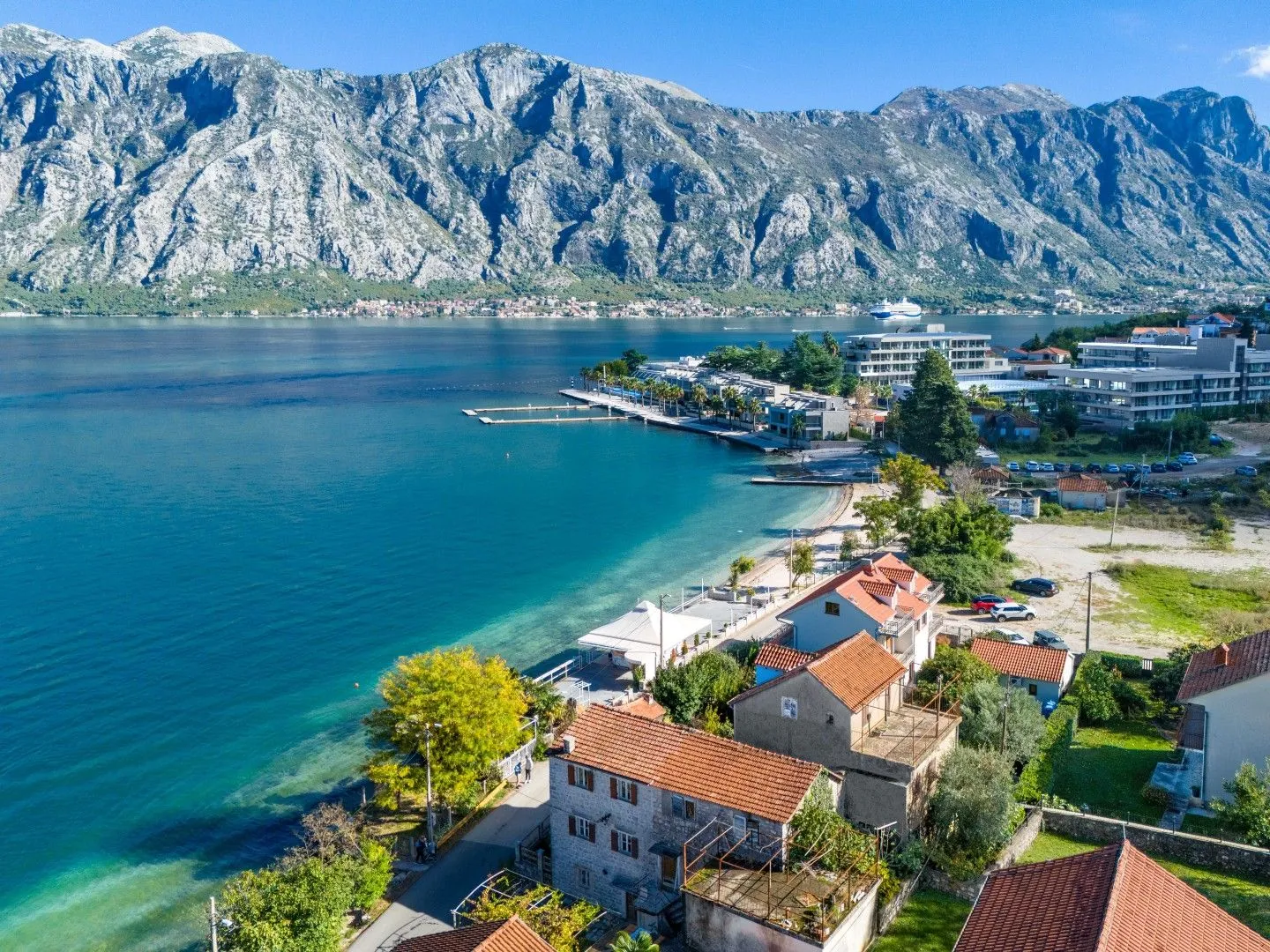 Sale, house, 300m², Stoliv, Kotor