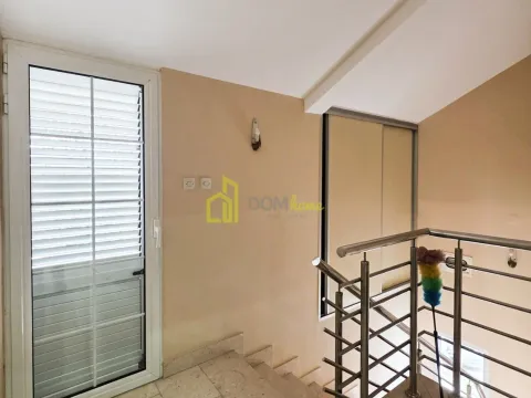 Izdavanje, kuća, 130m², Dahna, Podgorica - image 12