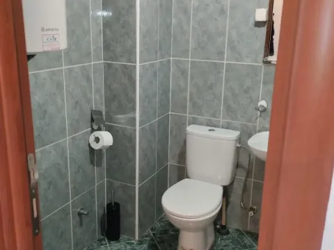Prodaja, jednosoban stan, 45m², Stari Aerodrom, Podgorica - image 9