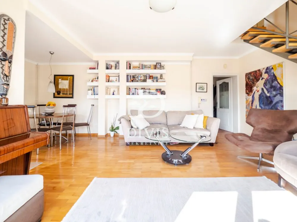 Prodaja, trosoban stan, 68m², Profesorska Kolonija, Palilula Sve Podlokacije
