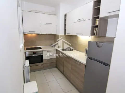 Izdavanje, dvosoban stan, 50m², Trošarina, Voždovac Sve Podlokacije - image 9