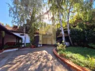 Prodaja, ugostiteljski objekat, 244m², Zemun Kalvarija, Zemun Sve Podlokacije - image 1