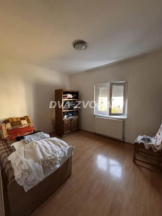 Prodaja, kuća, 167m², Sremska Kamenica, Petrovaradin