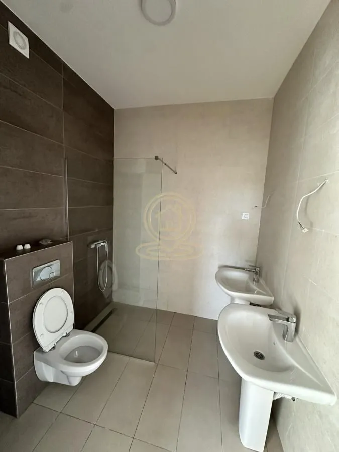 Prodaja, stan, 225m², Karagača, Petrovaradin