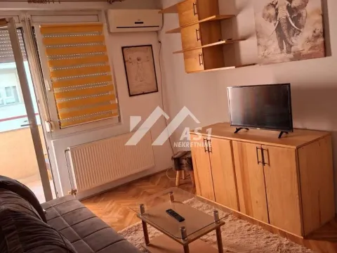 Izdavanje, jednosoban stan, 30m², Grbavica, Novi Sad Sve Podlokacije - image 2