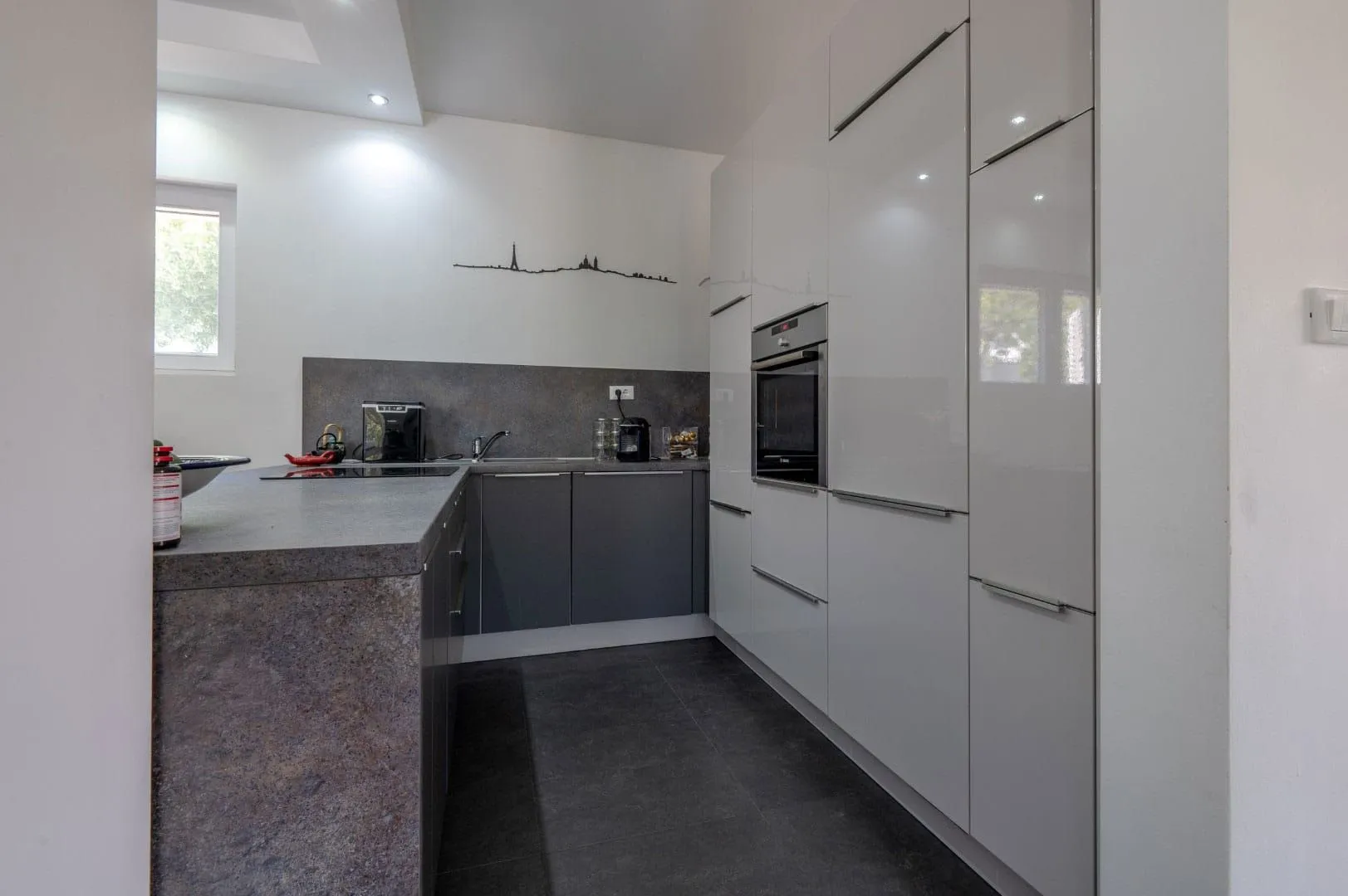Prodaja, kuća, 239m², Tivat, Crna Gora