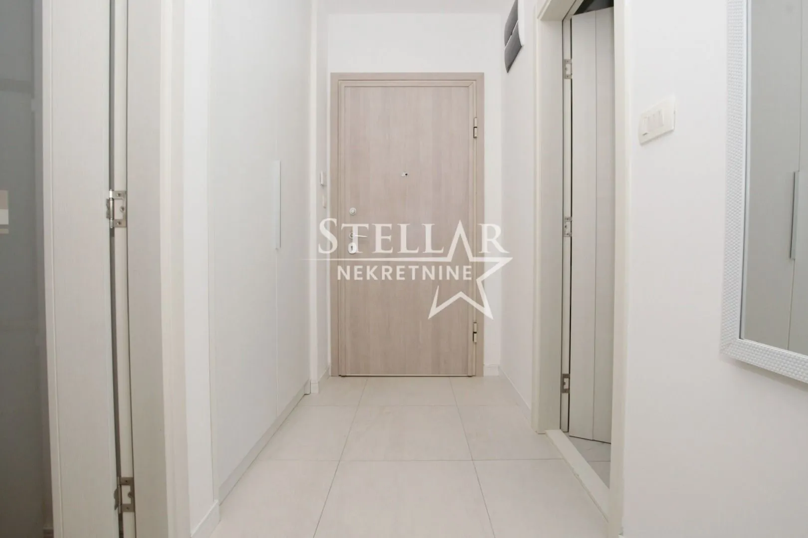 Rent, one bedroom apartment, 49m², Central Point, Podgorica