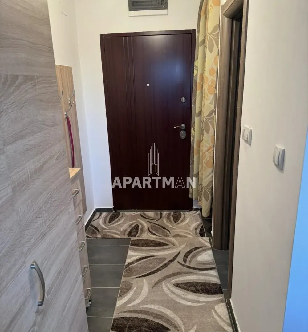 Izdavanje, stan, 24m², Palilula Sve Podlokacije, Beograd