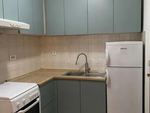 Izdavanje, jednosoban stan, 56m², City Kvart, Podgorica - image 2