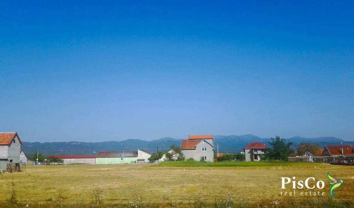 Prodaja, plac, Nikšić, Crna Gora