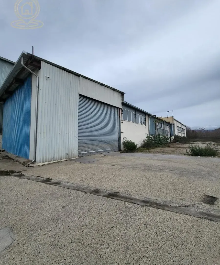 Rent, office space, 1600m², Crveni Krst, Niš