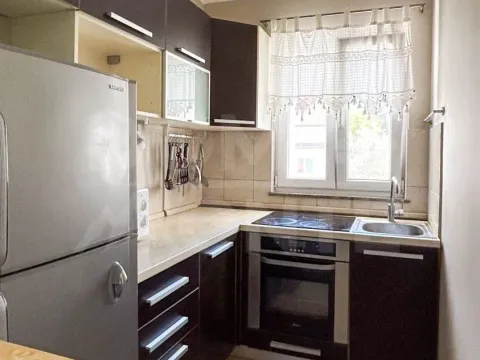 Izdavanje, dvosoban stan, 60m², Tivat, Crna Gora - image 7
