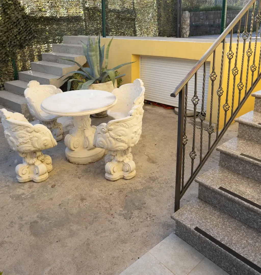 Rent, house, 111m², Kotor, Crna Gora